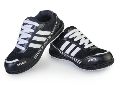 6% OFF on Chazer Sporty Look Walking Shoes 6% OFF on Chazer Sporty Look Walking Shoes