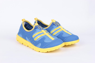 60% OFF on Steppings Sports Sneakers 60% OFF on Steppings Sports Sneakers
