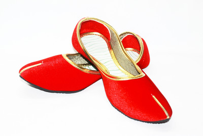 Jodhpuri's Red Jutis