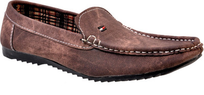 60% OFF on Tiger Wood Edge Casual Shoes 60% OFF on Tiger Wood Edge Casual Shoes