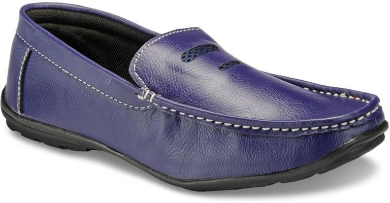 20% OFF on Yepme Blue Loafers