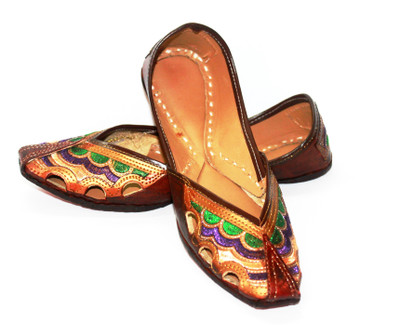 Jodhpuri's Brown Jutis