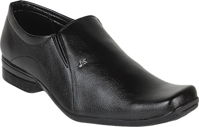 10% OFF on Vonc Black Leather Slip On Shoes 10% OFF on Vonc Black Leather Slip On Shoes