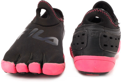 fila skele toes flipkart