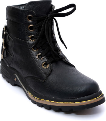 68% OFF on Wonker SR-0054 Boots
