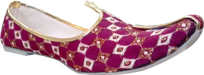 65% OFF on Carresa New Style Burgundy Colour Punjabi Jutis 65% OFF on Carresa New Style Burgundy Colour Punjabi Jutis