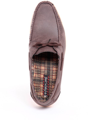 12% OFF on Foot n Style FS272A Boat Shoes 12% OFF on Foot n Style FS272A Boat Shoes