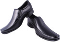 20% OFF on Balujas Idaho Slip On Shoes
