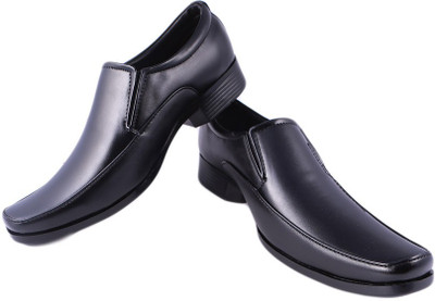 20% OFF on Balujas Idaho Slip On Shoes