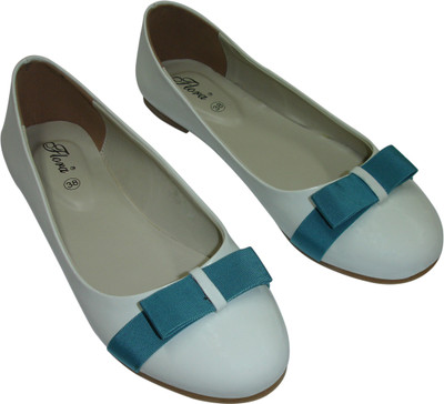 50% OFF on Flora Close Bellies