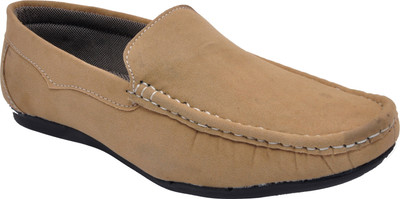 40% OFF on Shoe Striker Beige Men Loafers