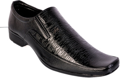 70% OFF on Afrojack 505 Slip On Shoes