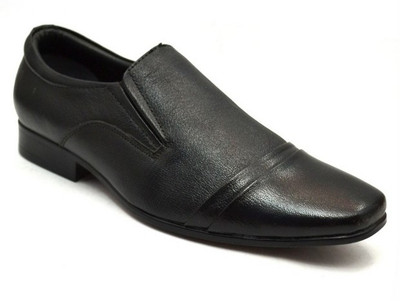 42% OFF on Lippy 1562-1 Slip On Shoes