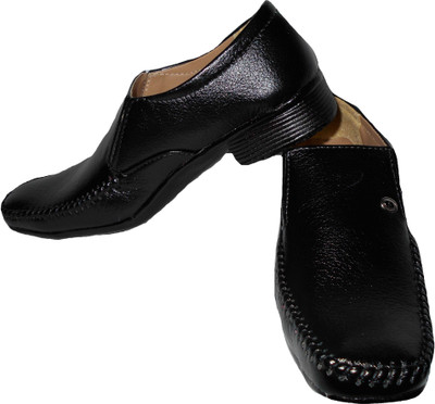 60% OFF on Aaron Fish Slip On Shoes