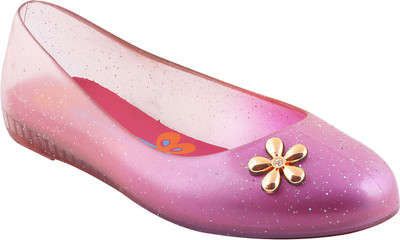 40% OFF on I&U Butterfly Glitter Bellies 40% OFF on I&U Butterfly Glitter Bellies