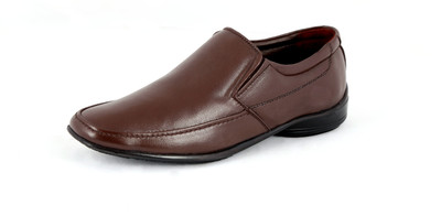 52% OFF on Tycoon Leather Slip On Shoes 52% OFF on Tycoon Leather Slip On Shoes