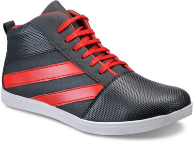 20% OFF on Yepme Men - Black Casuals