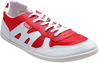 20% OFF on F22 White Men