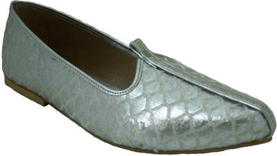 10% OFF on Senso Vegetarian Silver Jutis