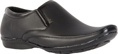 35% OFF on TFW CM 9008 BK Slip On Shoes