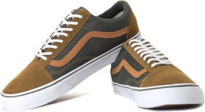 40% OFF on Vans Old Skool Sneakers 40% OFF on Vans Old Skool Sneakers
