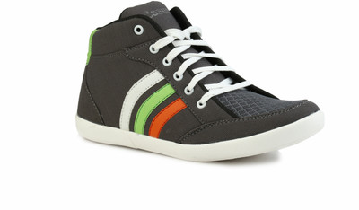 59% OFF on Mactree Basics Sneakers 59% OFF on Mactree Basics Sneakers