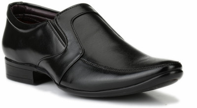 72% OFF on Mactree Designer Slip On Shoes