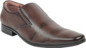 10% OFF on Leatherworld Milaan Club Slip On