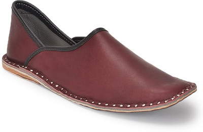 50% OFF on Paduki Ethnic Footwear Mojaris