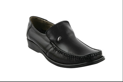 65% OFF on Pureits Leathers Genuine Slip On Shoes