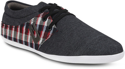 40% OFF on Get Glamr Red Men's Casual Shoes