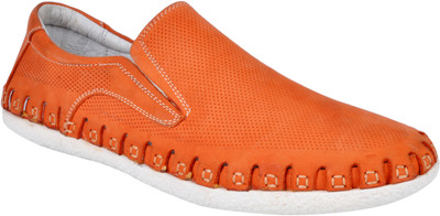 15% OFF on Hitz Lifestyle Casuals