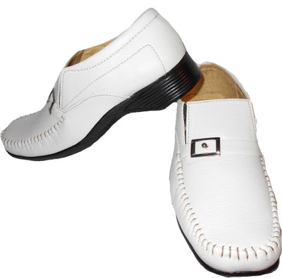 60% OFF on Aaron Rabbit Slip On Shoes