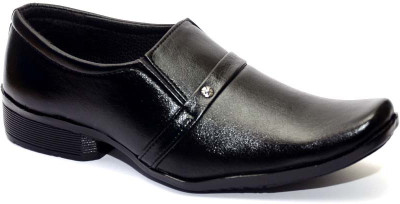 50% OFF on Vogue Guys Mild Black Formal Slip On Shoes 50% OFF on Vogue Guys Mild Black Formal Slip On Shoes