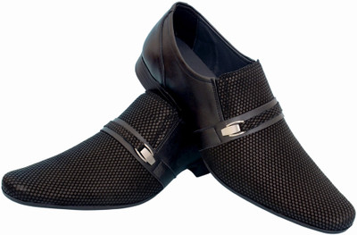 67% OFF on Aura Aura295 Slip On Shoes 67% OFF on Aura Aura295 Slip On Shoes