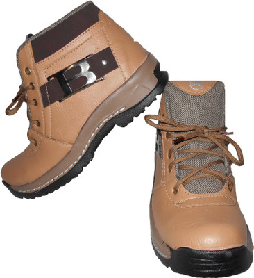 10% OFF on Aaron Bommy Boots