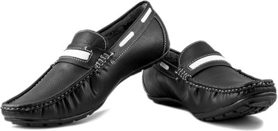 70% OFF on Lee Point 202 Blk Loafers