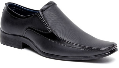 55% OFF on Bacca Bucci Black Slip On