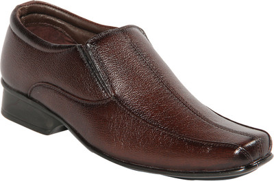 52% OFF on Swagger Leather Slip On