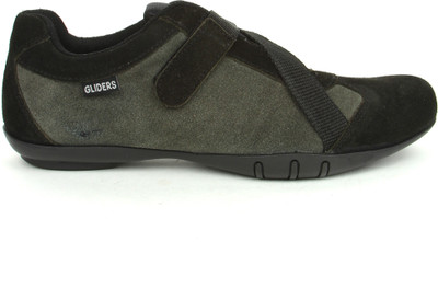 5% OFF on Gliders MADIN-BLACK Casual Shoes 5% OFF on Gliders MADIN-BLACK Casual Shoes