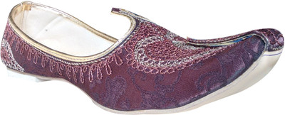 46% OFF on Carresa Printed & Embroidered Dark Punjabi Jutis 46% OFF on Carresa Printed & Embroidered Dark Punjabi Jutis