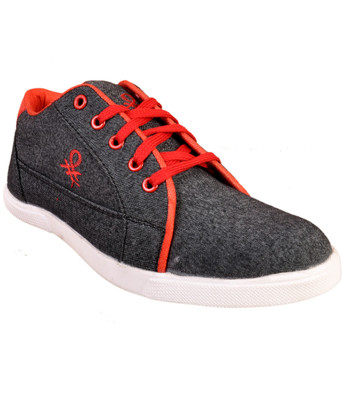 77% OFF on Walk Free Composed Black Canvas Shoes 77% OFF on Walk Free Composed Black Canvas Shoes