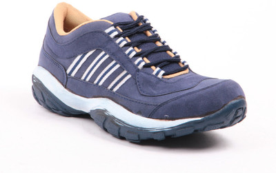 50% OFF on Foot n Style FS204 Casual Shoes