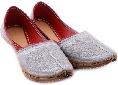 6% OFF on Ridhi Sidhi RSM29193_2 Mojaris