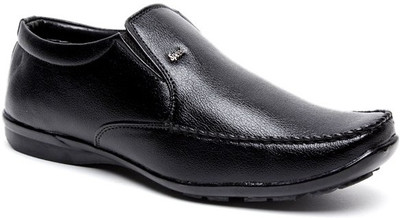 63% OFF on Bacca Bucci Black Slip On