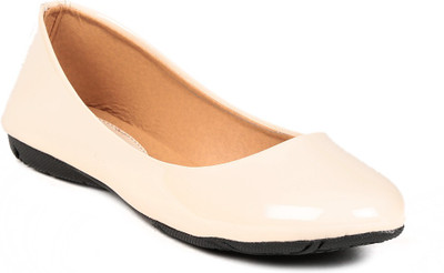 20% OFF on D Vogue London Bll01white Bellies