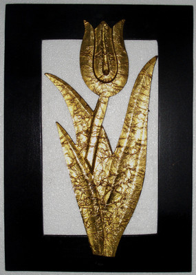 15% OFF on Fusion Gallery Showpiece - 38.3 cm 15% OFF on Fusion Gallery Showpiece - 38.3 cm