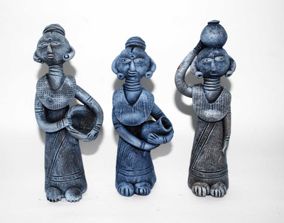 20% OFF on Karukraft Handmade Designer Tribal Girls Set Showpiece - 16.51 cm 20% OFF on Karukraft Handmade Designer Tribal Girls Set Showpiece - 16.51 cm