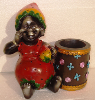 Fusion Gallery Pen Stand Showpiece - 14 cm Fusion Gallery Pen Stand Showpiece - 14 cm