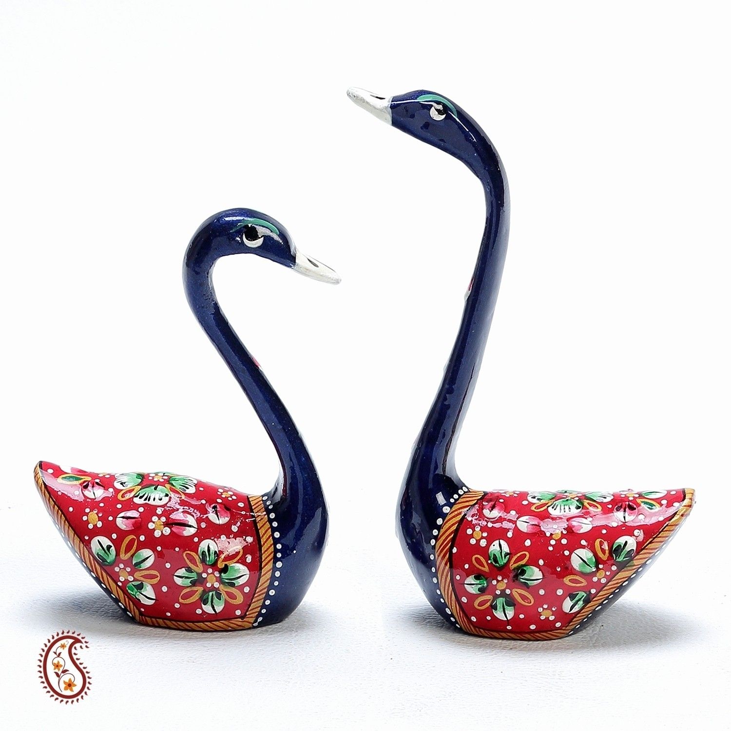21% OFF on Aapno Rajasthan Twin Swan Set Crafted In Enamelled Metal Showpiece - 0.5 cm 21% OFF on Aapno Rajasthan Twin Swan Set Crafted In Enamelled Metal Showpiece - 0.5 cm